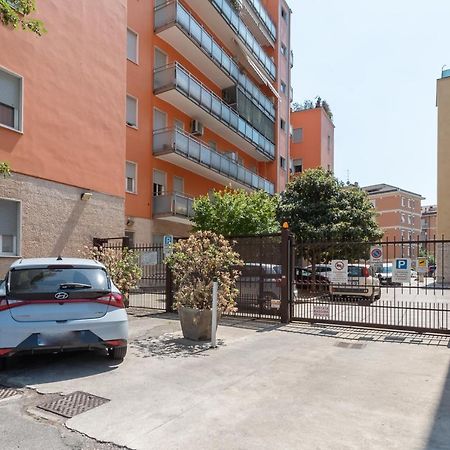Appartamento Ospedale Civile 4 - F&L Apartment ブレシア エクステリア 写真