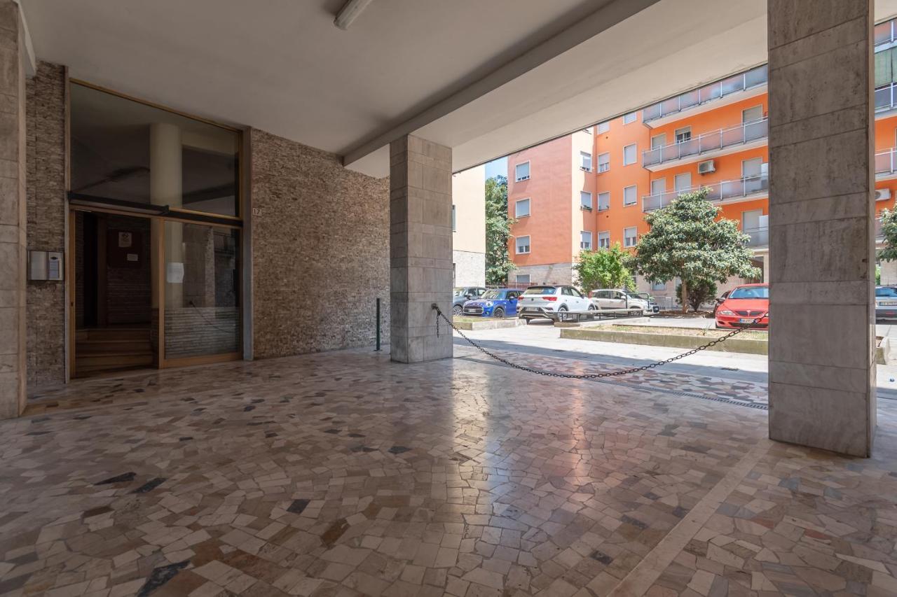 Appartamento Ospedale Civile 4 - F&L Apartment ブレシア エクステリア 写真