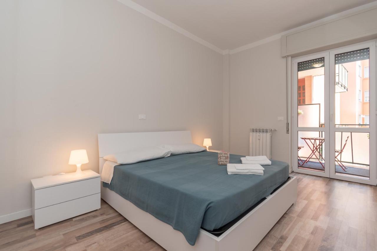 Appartamento Ospedale Civile 4 - F&L Apartment ブレシア エクステリア 写真
